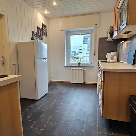 4 Zimmer, Terrasse, Großer Parkplatz, Anbindung, Free Wifi * Herford