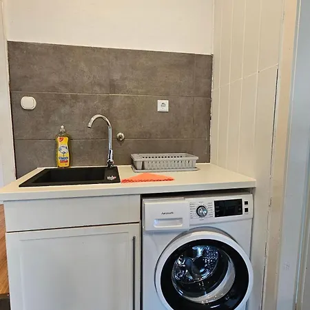 4 Zimmer, Terrasse, Großer Parkplatz, Anbindung, Free Wifi * Herford