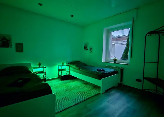 Apartamento 4 Zimmer, Terrasse, Grosser Parkplatz, Anbindung, Free Wifi *